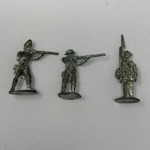 Vintage Lead Toy Soldiers Lot of 3 American Revolutionary War Era Infantry